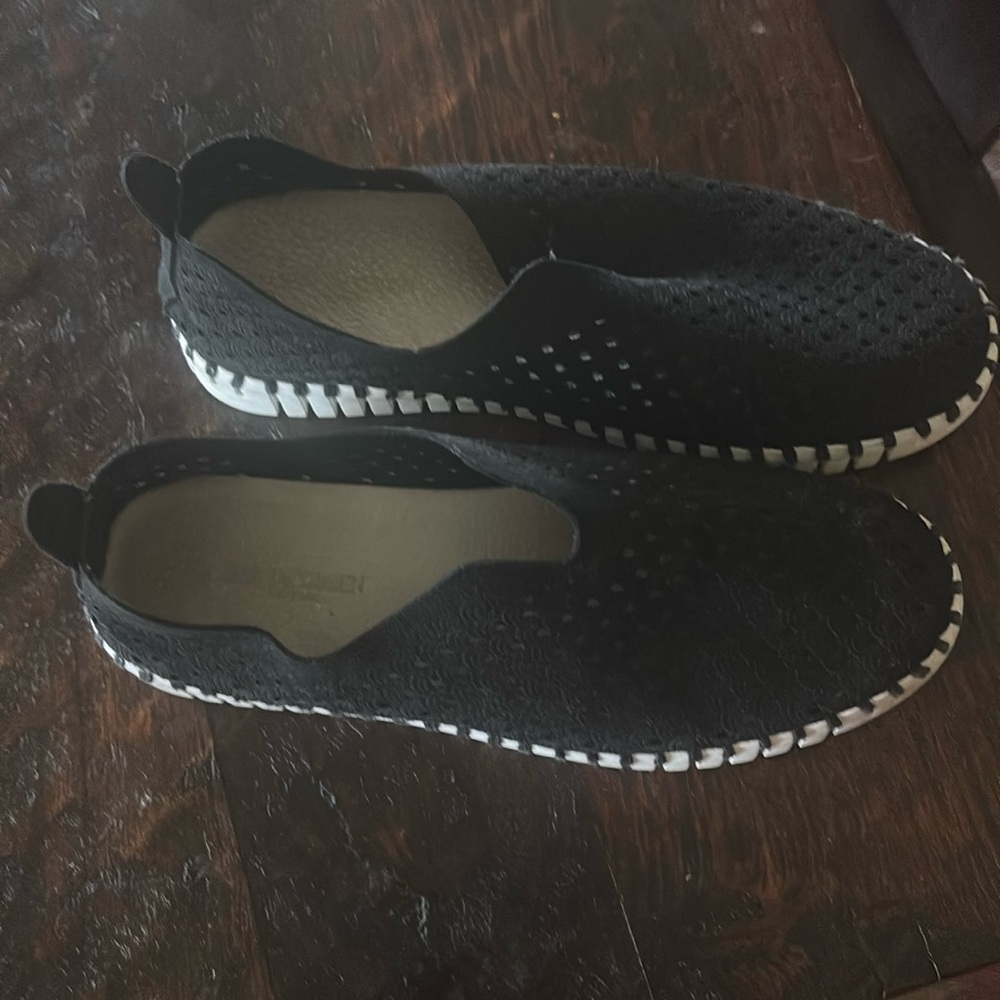 iise Jacobson, black tennis shoes, size 39